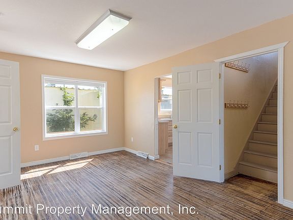 5th image of 2223 S 3rd St W Uppr A