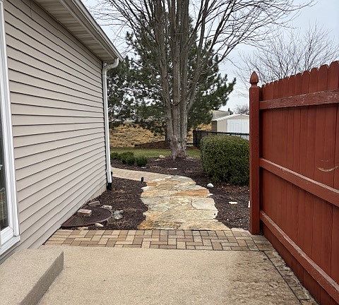 3rd image of 1512 Mollie Dr