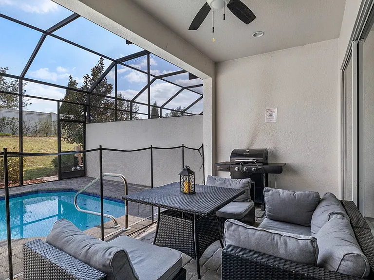 290 Captiva Dr — Photo 27