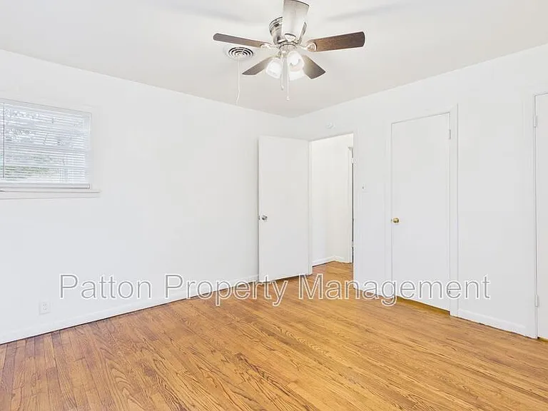 4308 S Jackson St — Photo 20