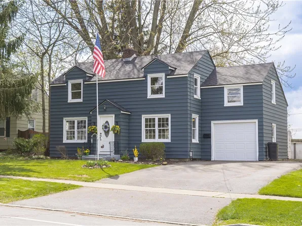 817 2nd St, Liverpool, NY 13088