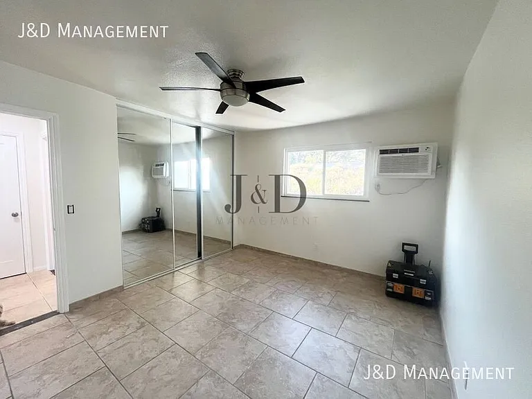 7530 North Ave #F — Photo 9