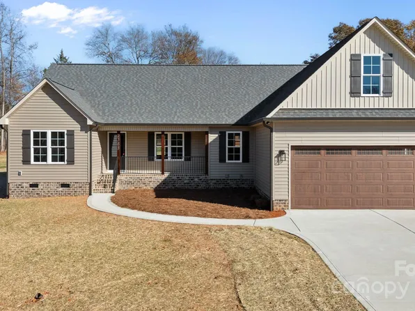 2583 Wallace Acres Ln, Lincolnton, NC 28092