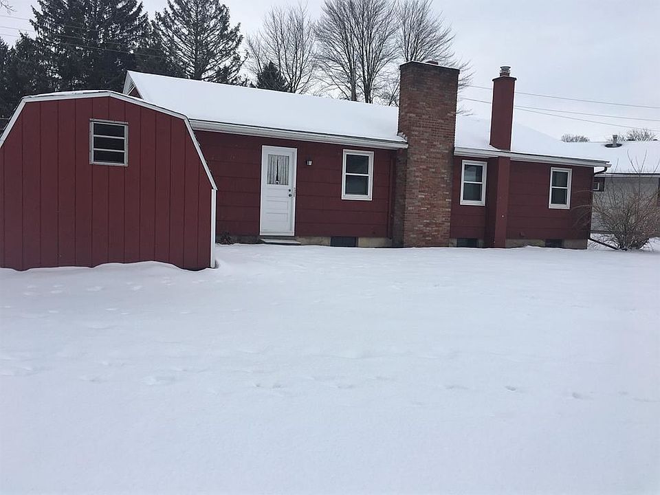 2nd image of 18 Morningside Dr
