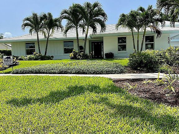 3rd image of 808 Anchorage Dr