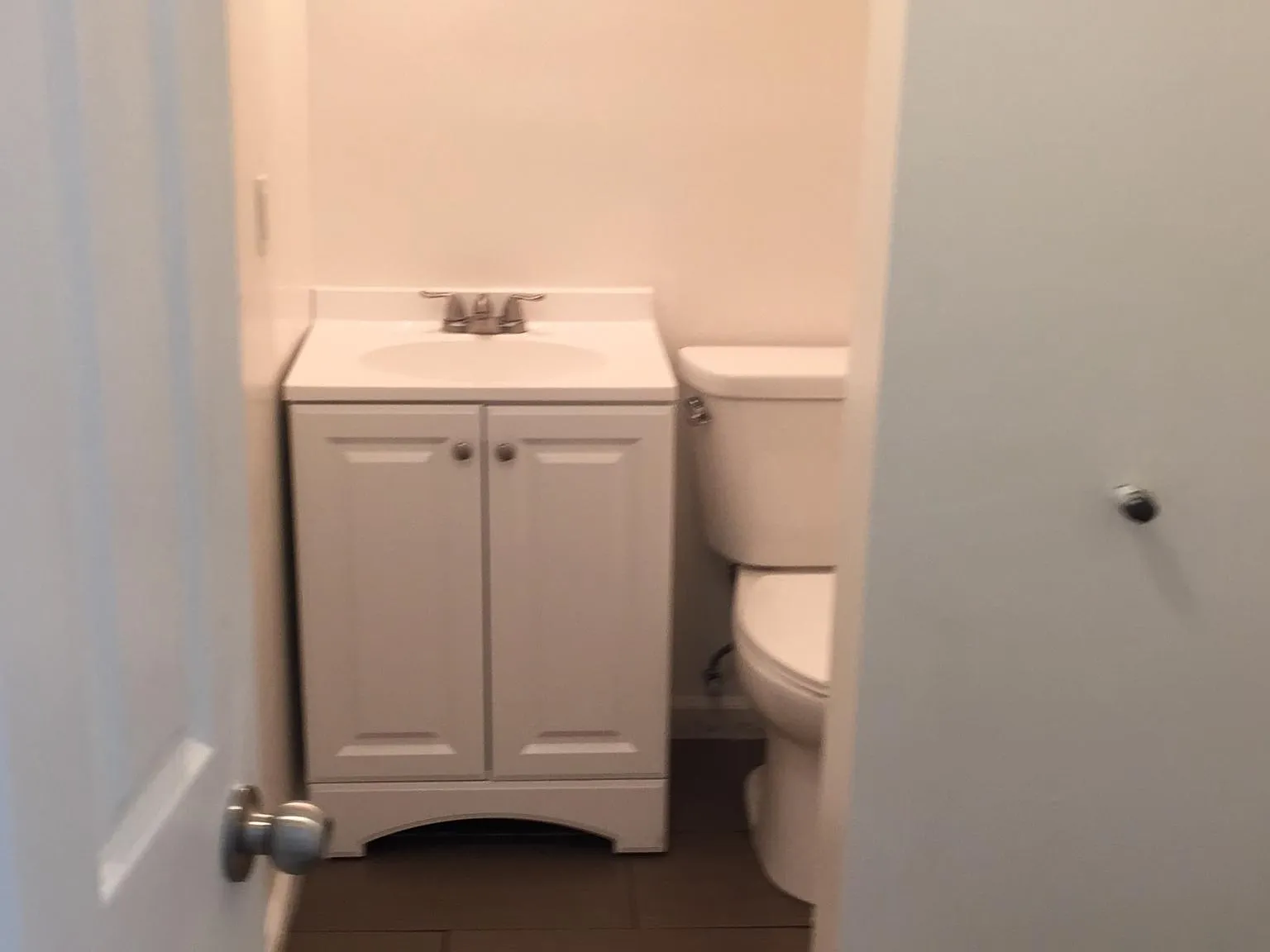 2 bed, 1.5 bath, 1000 sqft, $2,999 — Photo 2