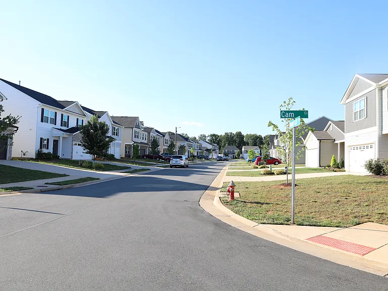 3909 Angel Hill Ln — Photo 48