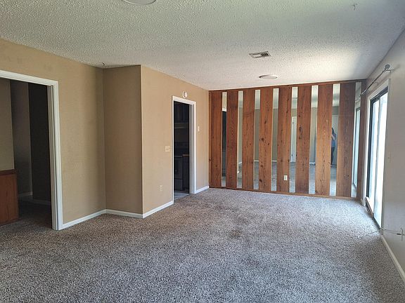 5th image of 817 N Burdick St #D