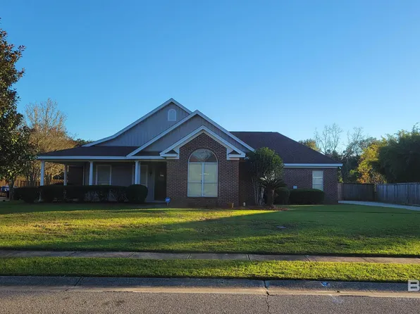 111 Destrehan Rd, Fairhope, AL 36532