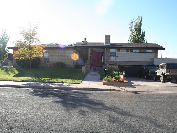 5th image of 1501 N Warren Ave