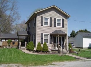 32 Vine St, Cedarville, OH 45314