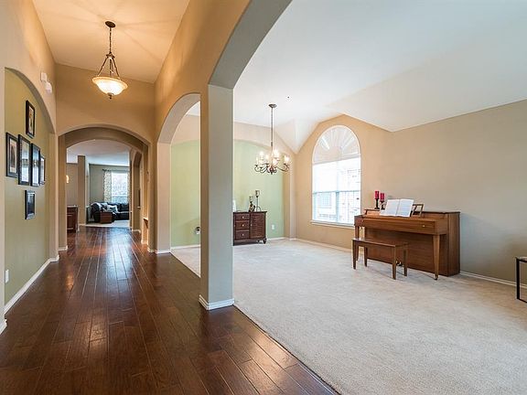 5th image of 9312 Stonewood Dr