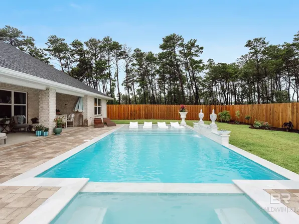 1536 Colony Parke Dr, Gulf Shores, AL 36542