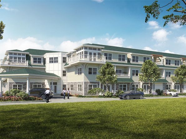 23 Cross Street UNIT 106, Bethel, ME 04286