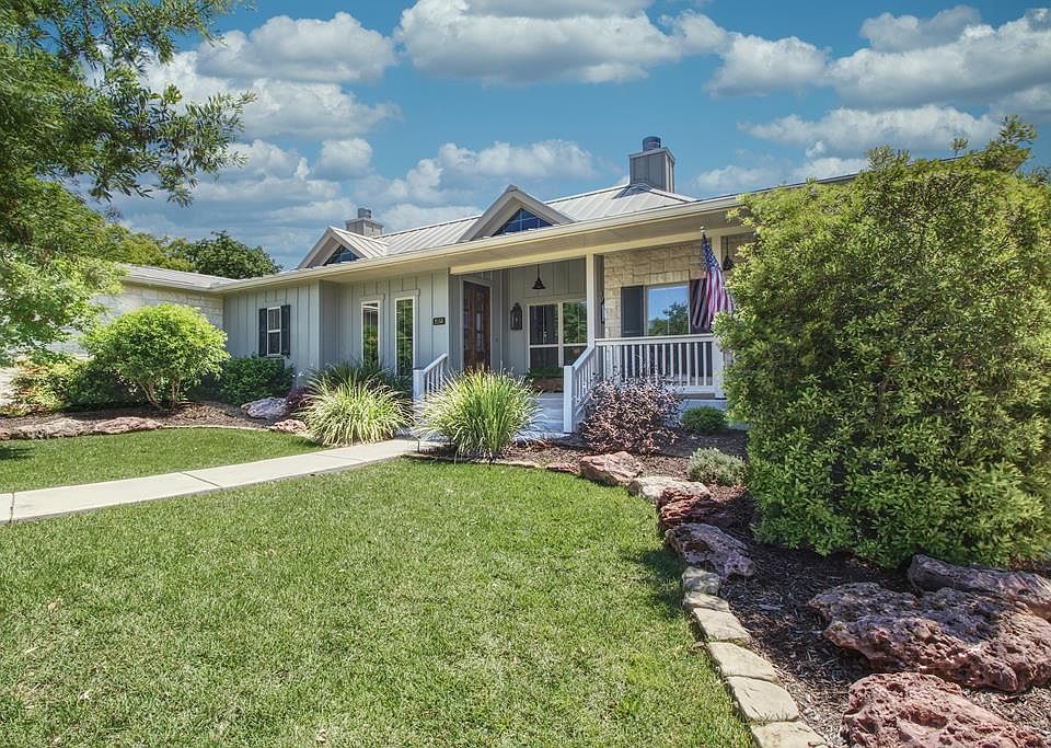 1st image of 2155 Stone Oak