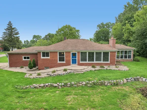 23579 W Windsor Ter, Antioch, IL 60002