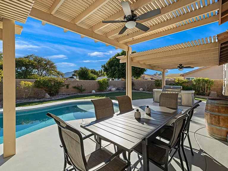 81107 Portola Cir — Photo 35