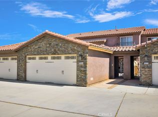 14119 Jicarilla Rd #204, Apple Valley, CA 92307