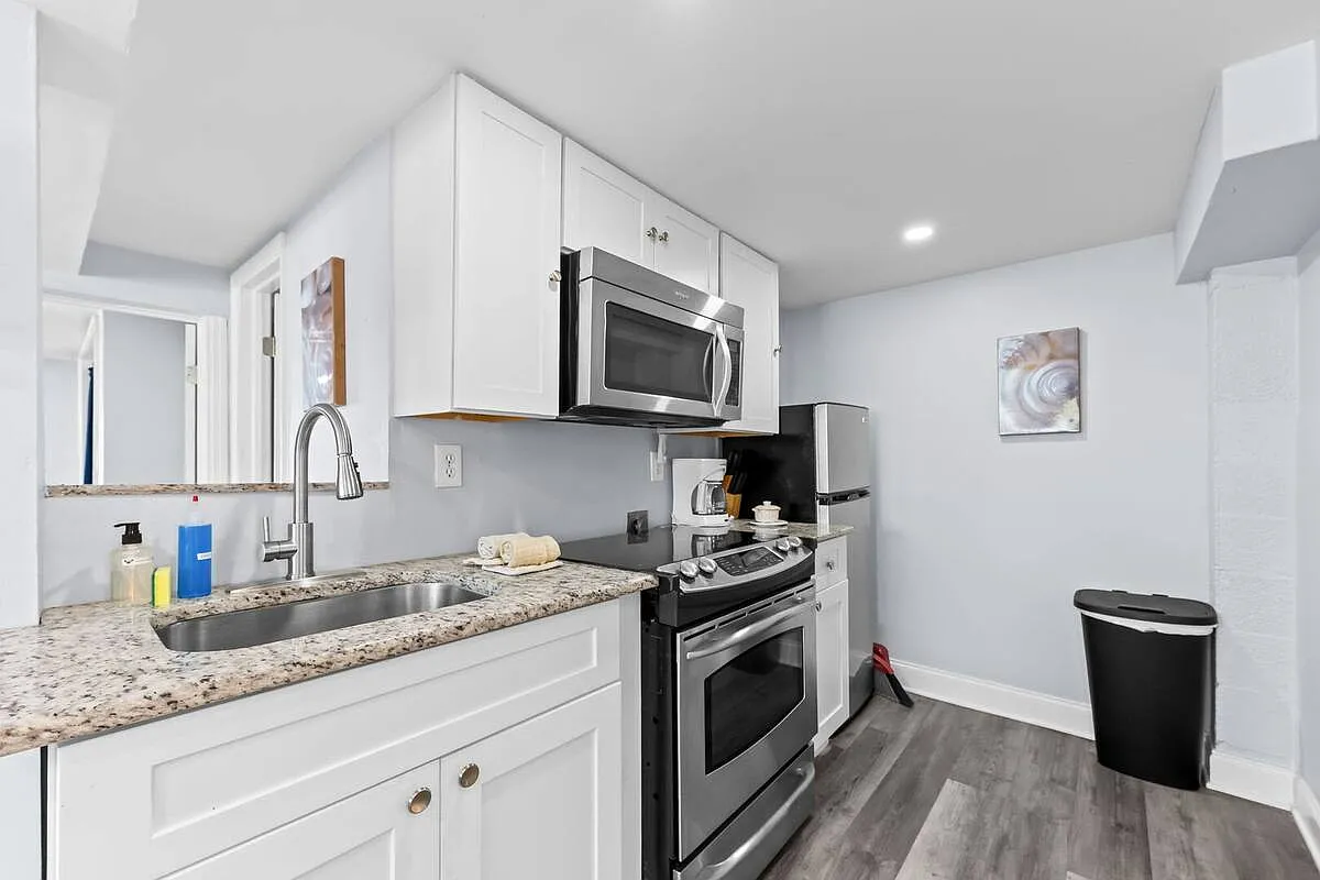 1 bed, $1,800 — Photo 3