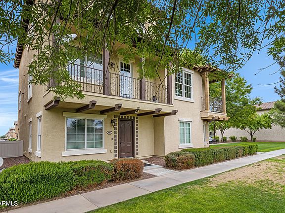 3rd image of 3687 E LESLIE Drive