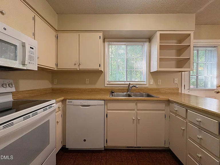 3107 Quinley Pl — Photo 3