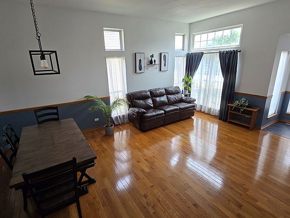 Living room/Dining room