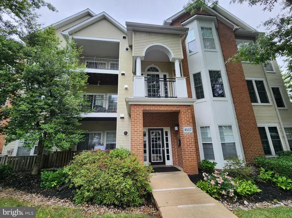 4137 Fountainside Ln Unit 103, Fairfax, VA 22030