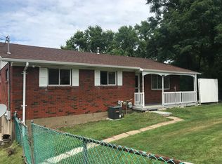 29 Hickory Dr, Charleroi, PA