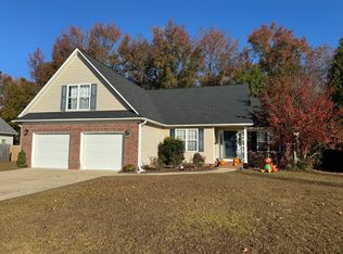 159 Tidworth Ct, Raeford, NC 28376