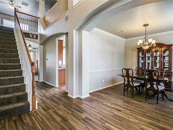 3rd image of 3400 Nandina Dr