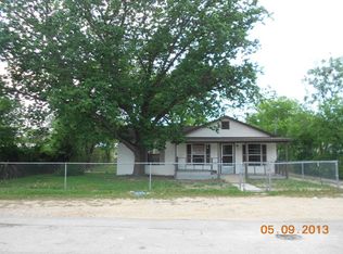 205 McNeil St, Ingram, TX 78025