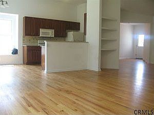 2nd image of 1 Hilltop Dr