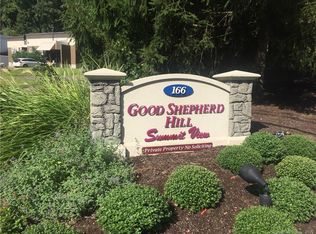 166 Old Brookfield Rd #14-2, Danbury, CT 06810