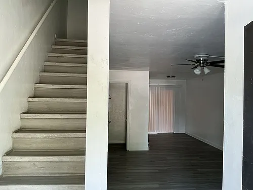 722 SW 70th Ter Photo 1 722 SW 70th Ter Photo 1