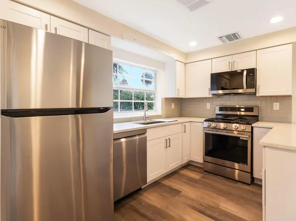 359 Garden Boulevard, Palm Beach Gardens, FL 33410