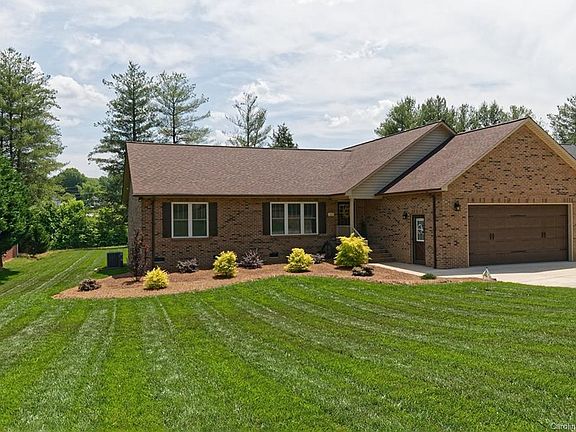 2nd image of 107 Brentwood Dr