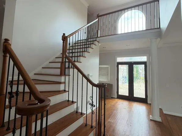 674 Masters Dr, Stone Mountain, GA 30087