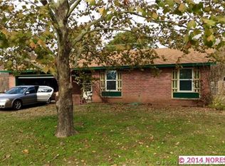 13611 S Hickory St, Glenpool, OK 74033