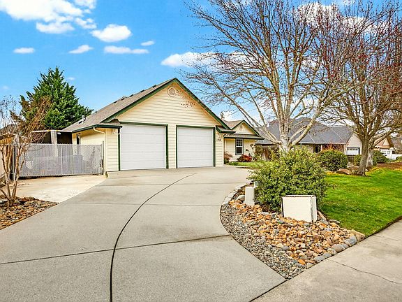 2nd image of 1708 Leonard Rd