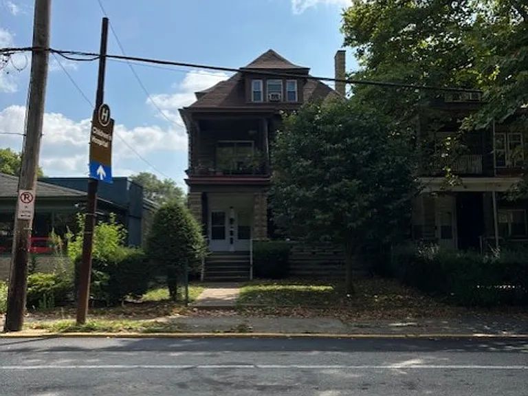 609 S Braddock Ave — Photo 4