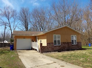 23 Barclay Ct, Decatur, IL 62526