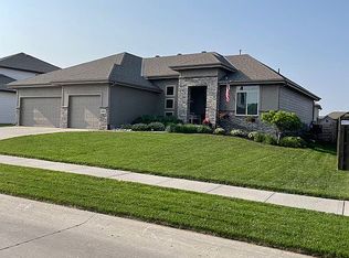 18825 Spaulding St, Elkhorn, NE 68022