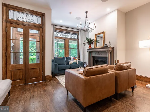 239 S 46th St, Philadelphia, PA 19139