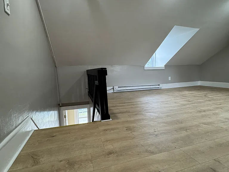 21 Prince Ave #C — Photo 30