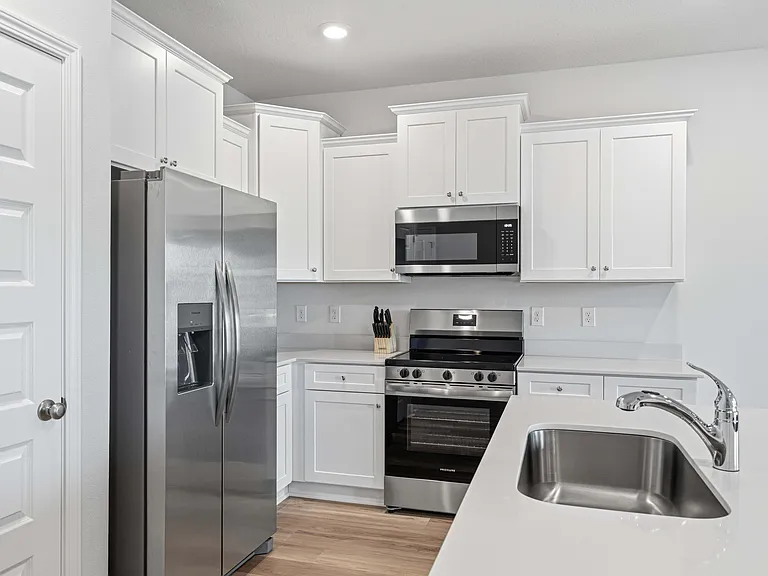4487 Wendell St — Photo 15