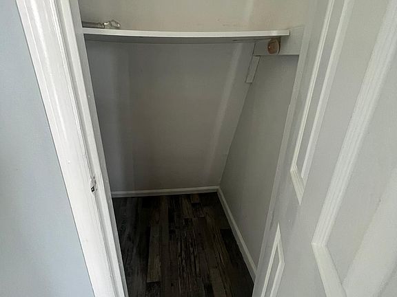 2nd image of 109 S 11th St #3
