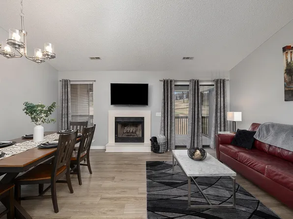 302 Turnberry Drive #6, Branson, MO 65616