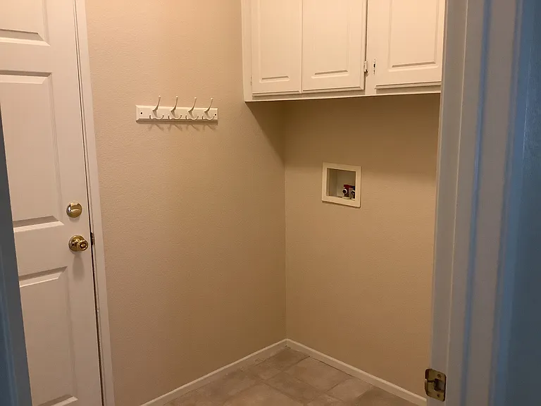 31775 Emerald Dr — Photo 14