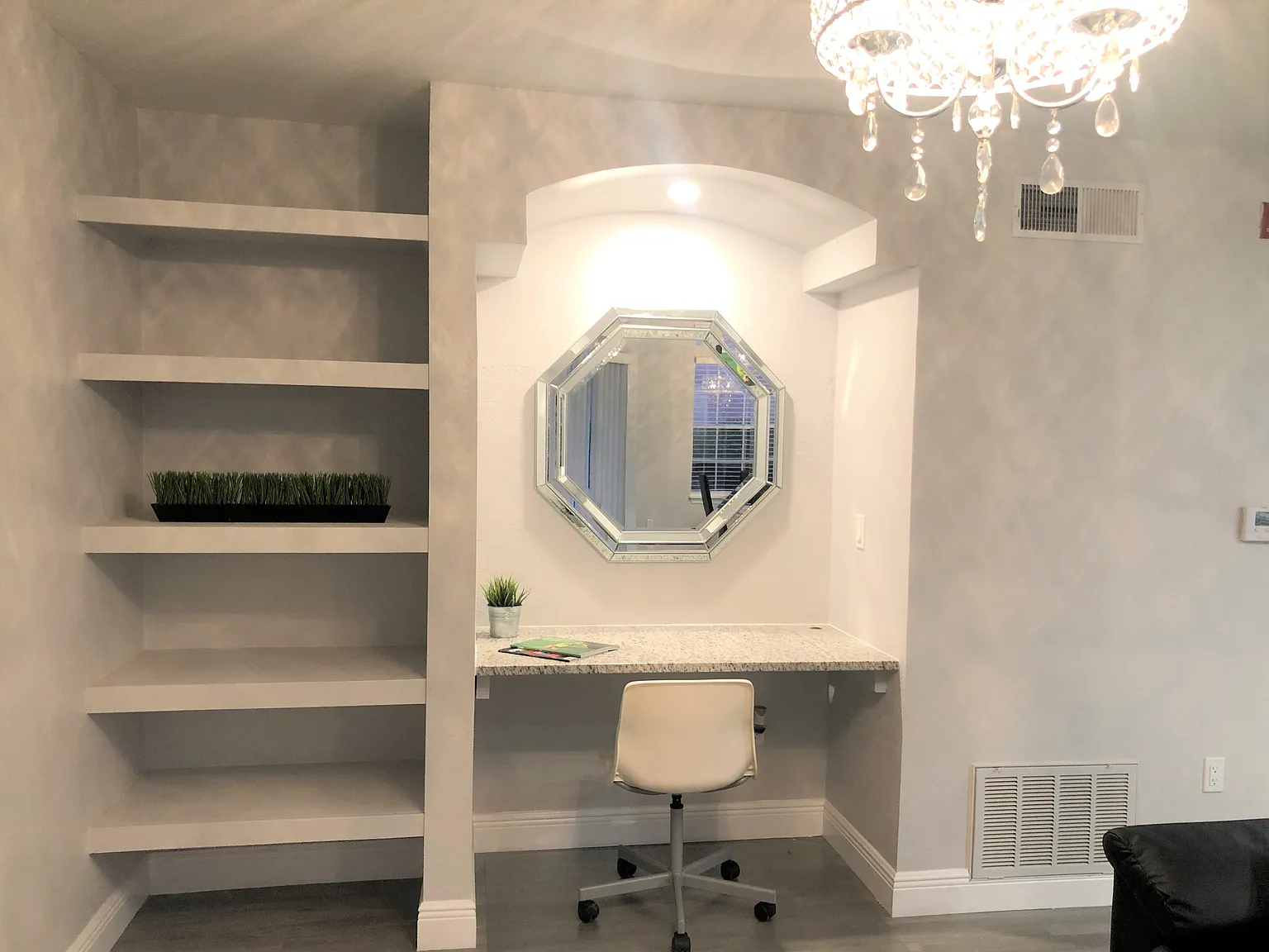 1 bed, 842 sqft, $2,500 — Photo 4
