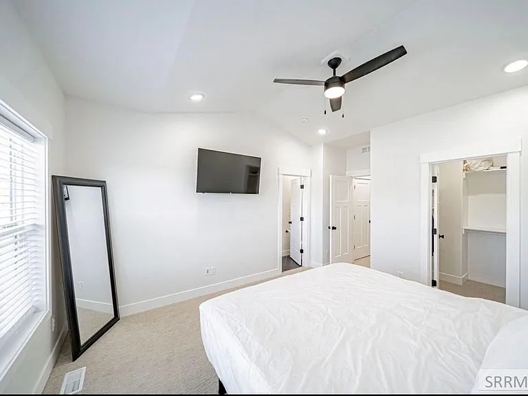 1426 Fremont Ave — Photo 13